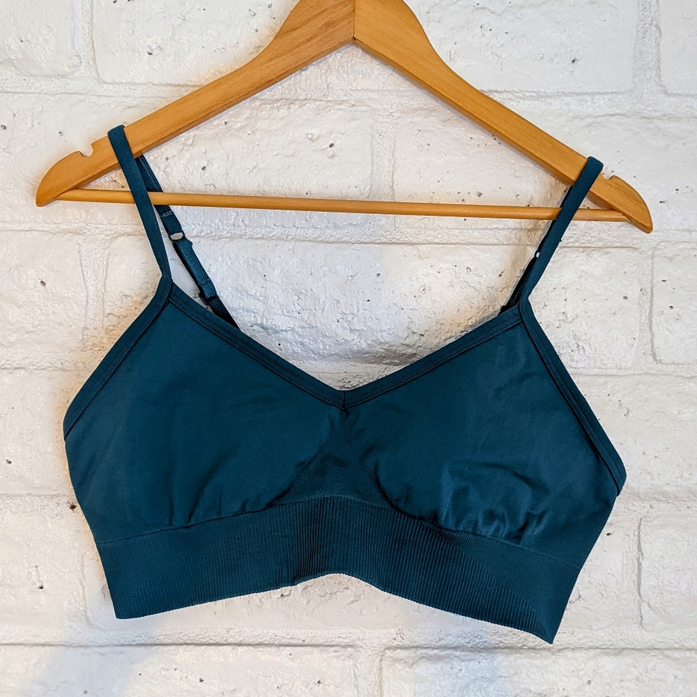 Lululemon Ebb to Street Sports Bra Size 12